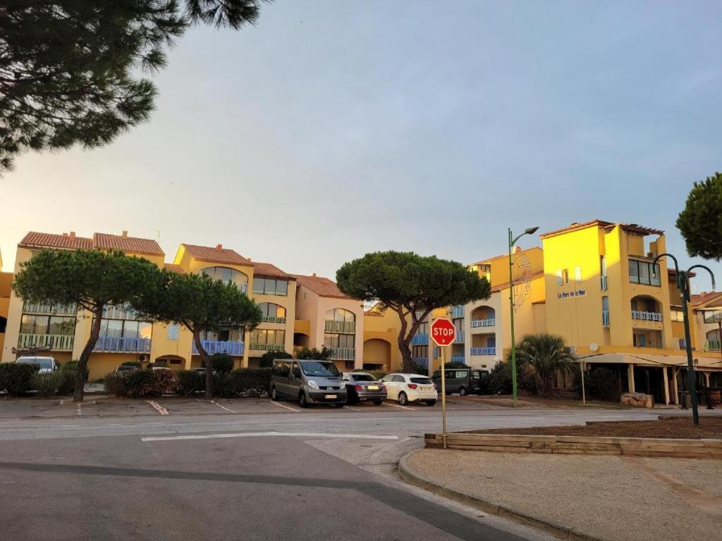 Superbe Appartement Tout Confort Le Barcarès エクステリア 写真
